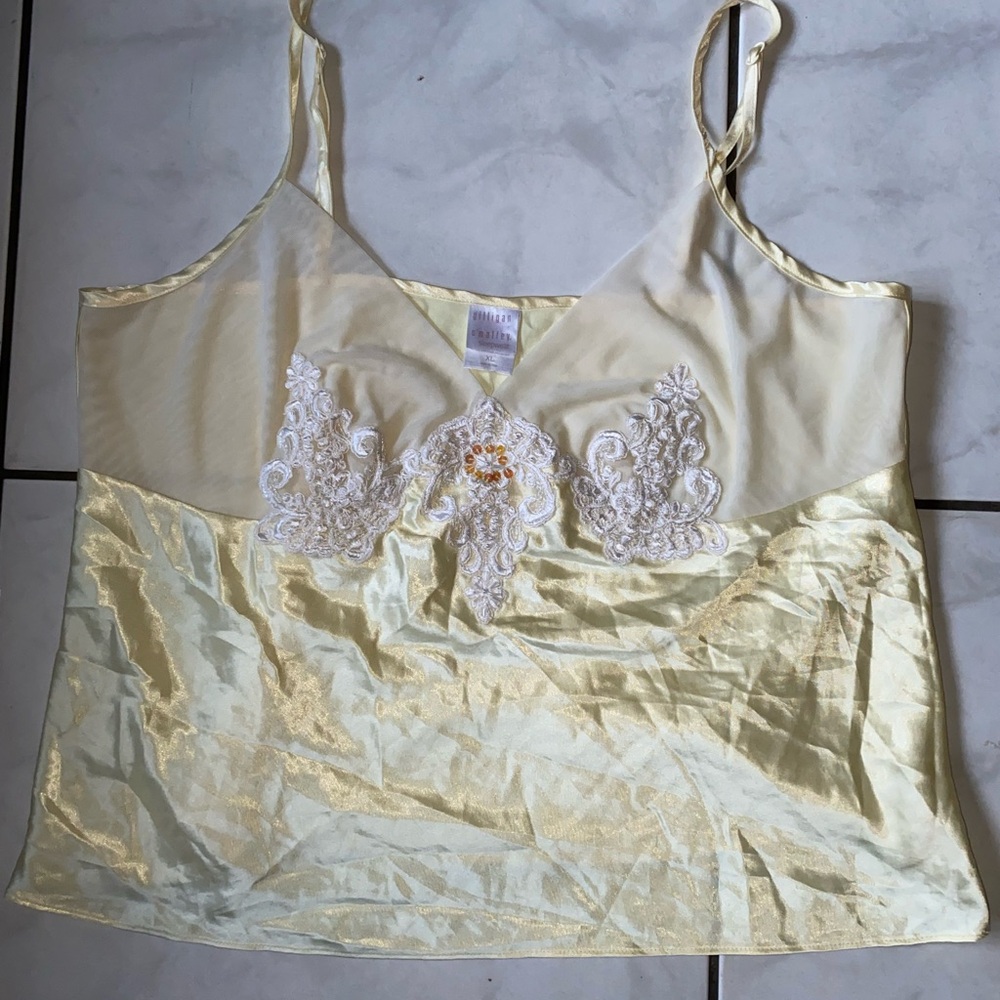 Gilligan & O'Malley Cream Satin Camisole with Lace